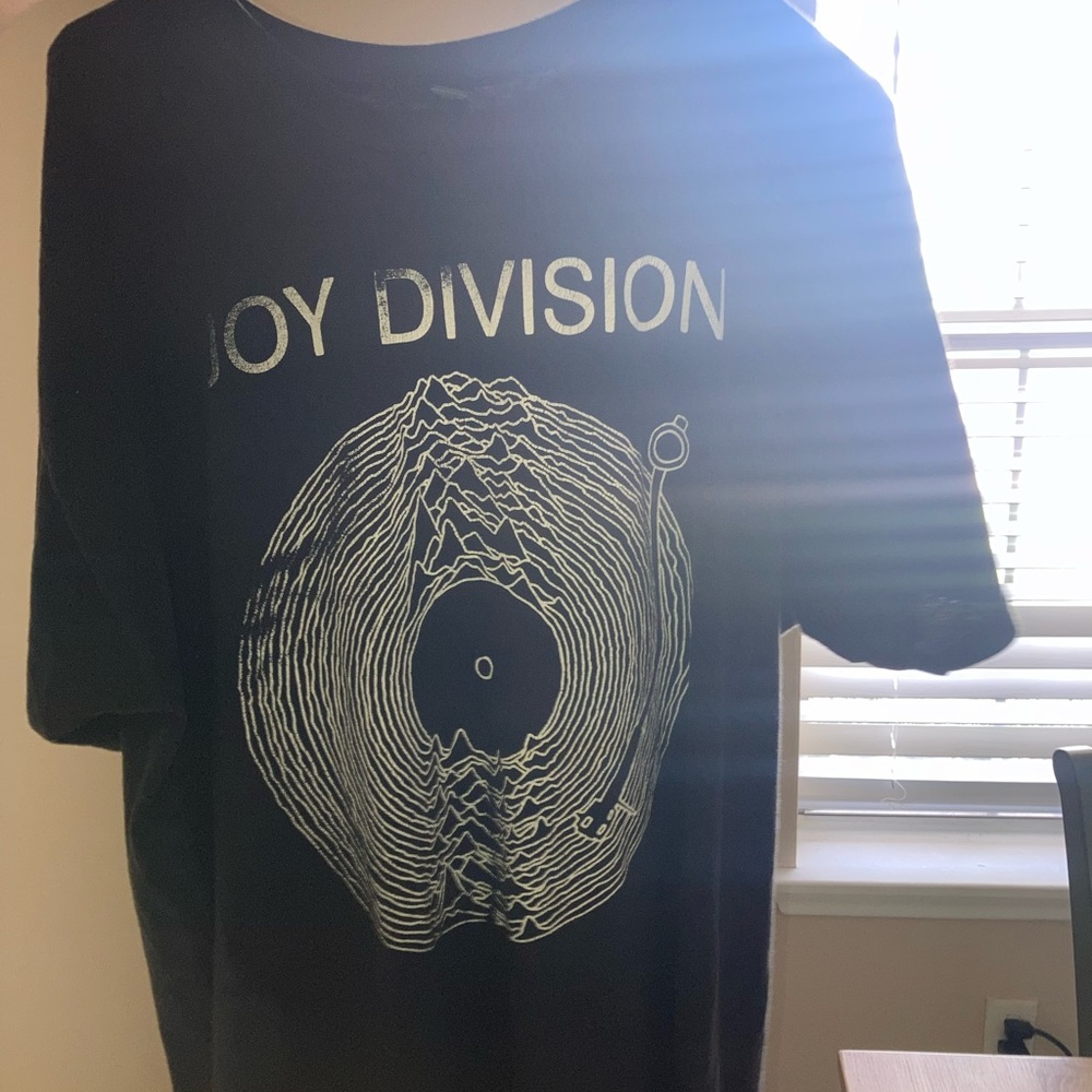 Joy division tee size large